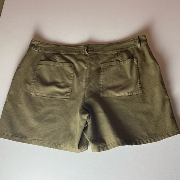 EILEEN FISHER Organic Cotton Utility Shorts — Size 16, Olive Green - Picture 2 of 5